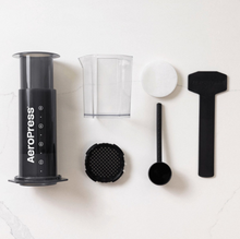 Afbeelding in Gallery-weergave laden, AeroPress Coffee Maker - XL